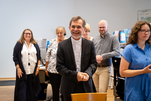 EB Grünwidl bei einer Livesendung Radio Maria / Erzdiözese Wien/ Schönlaub, Stephan Schönlaub EB Grünwidl bei einer Livesendung Radio Maria