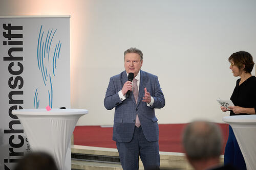 Caritas - Er?ffnung Kirchenschiff / Johannes Hloch